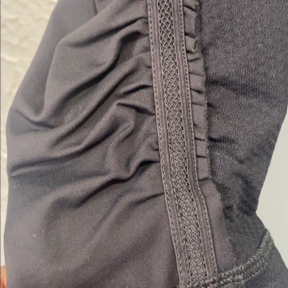 Lululemon Gray Crop Leggings Ruched Sides size 10 - Picture 7 of 7